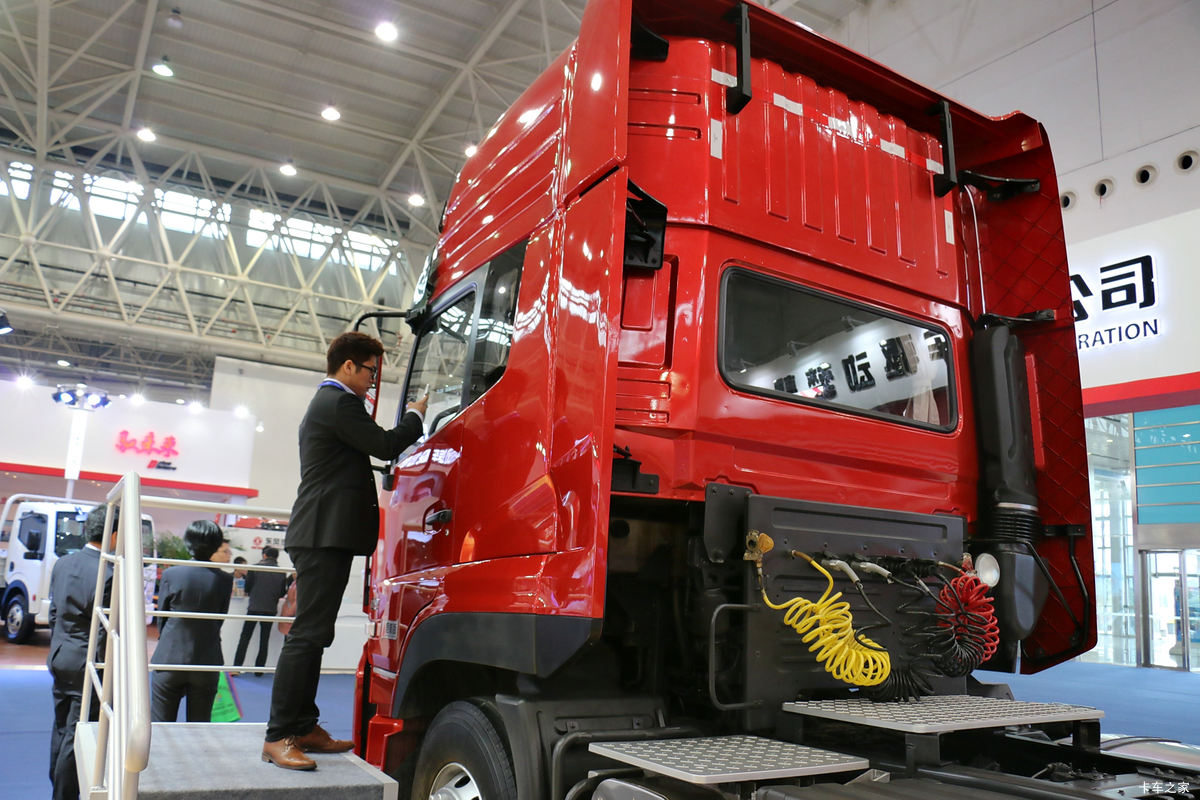 ó ؿ 420 6X4ǣ(ٵ)(DFL4251AX16A)                                                
