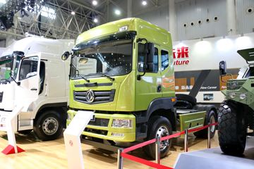 东风 特商重卡 340马力 4X2港口牵引车(EQ4180WZ4D)