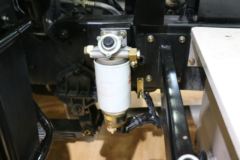 东风 特商重卡 340马力 4X2港口牵引车(EQ4180WZ4D)