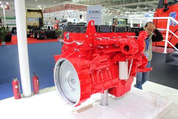 福田康明斯ISGe5-380  380马力 12L 国五 柴油发动机