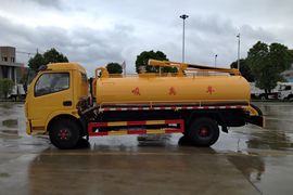 东风多利卡底盘&nbsp;吸污/吸粪车外观图片