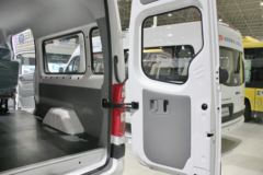 福田商务车 图雅诺S 161马力 商务车(商运版长轴)