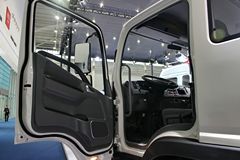 江淮帅铃 威司达W530中卡 190马力 4X2 6.75米栏板载货车(HFC1121P70K1E1V)