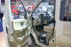 东风小康C37 2015款 精典型 117马力 1.5L面包车
