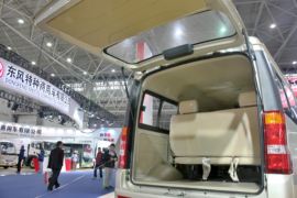 东风小康C37 VAN/轻客货厢图片