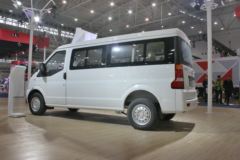 东风小康 C37 101马力 1.4L面包车