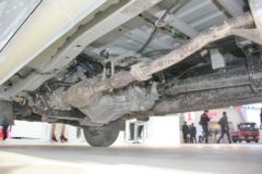 东风小康 C32 1.5L 117马力 汽油 2.3米双排栏板微卡(DXK1021NK9)