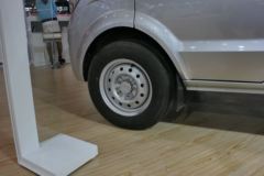 东风小康 C32 1.5L 117马力 汽油 2.3米双排栏板微卡(DXK1021NK9)