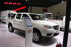 江淮T6 2015款 旗舰型 2.0L汽油 两驱 短轴双排皮卡