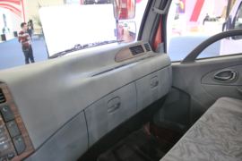 凯普特C&nbsp;载货车驾驶室                                               图片