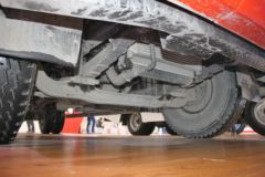 东风 多利卡D9中卡 170马力 4X2栏板载货车