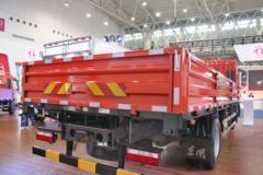 东风 多利卡D9中卡 170马力 4X2栏板载货车