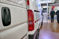 东风 御风 136马力 4X2 冷藏车