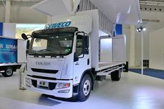 跃进 超越C500中卡 168马力 4X2 7.1米翼式载货车(NJ5161XXYZQDDWZ)