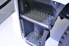 跃进 超越C500中卡 168马力 4X2 7.1米翼式载货车(NJ5161XXYZQDDWZ)