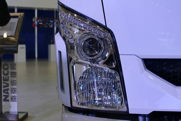 Ծ�� ��ԽC300 125���� 4X2 ��س�ͼƬ
