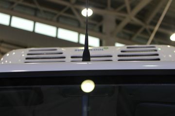 Ծ�� ��ԽC300 125���� 4X2 ��س�ͼƬ