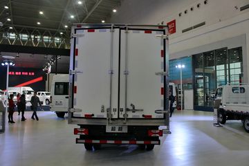 Ծ�� ��ԽC300 125���� 4X2 ��س�ͼƬ