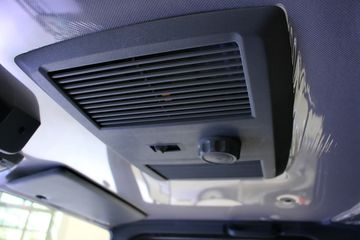 Ծ�� ��ԽC300 125���� 4X2 ��س�ͼƬ