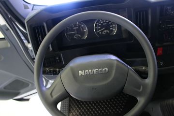 Ծ�� ��ԽC300 125���� 4X2 ��س�ͼƬ