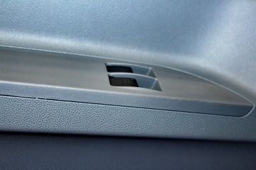 Ծ�� ��ԽC300 125���� 4X2 ��س�ͼƬ