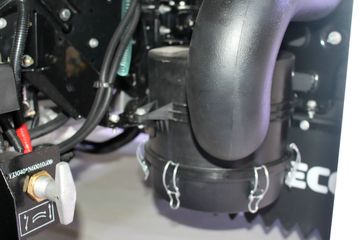 Ծ�� ��ԽC300 125���� 4X2 ��س�ͼƬ