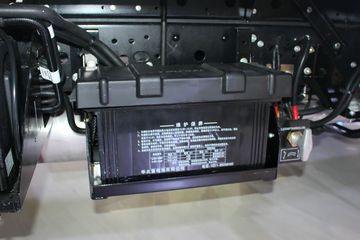 Ծ�� ��ԽC300 125���� 4X2 ��س�ͼƬ