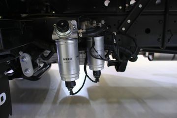 Ծ�� ��ԽC300 125���� 4X2 ��س�ͼƬ
