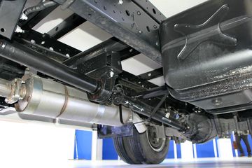 Ծ�� ��ԽC300 125���� 4X2 ��س�ͼƬ