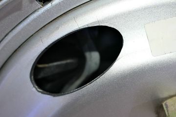 Ծ�� ��ԽC300 125���� 4X2 ��س�ͼƬ