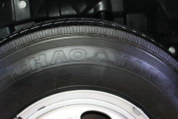 Ծ�� ��ԽC300 125���� 4X2 ��س�ͼƬ