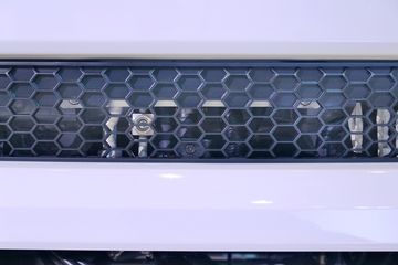 Ծ�� ��ԽC300 125���� 4X2 ��س�ͼƬ
