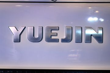 Ծ�� ��ԽC300 125���� 4X2 ��س�ͼƬ