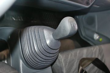 Ծ�� ��ԽC300 125���� 4X2 ��س�ͼƬ