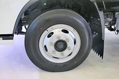 跃进 超越C300 125马力 4X2 冷藏车(NJ5042XLCZFDCMZ)