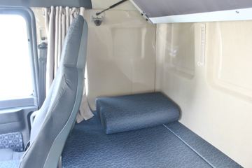 �й����� �ǵ¿�SITRAK C7H�ؿ� 440���� 4X2ǣ����(ȫ����)ͼƬ