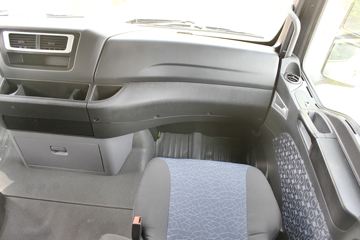 �й����� �ǵ¿�SITRAK C7H�ؿ� 440���� 4X2ǣ����(ȫ����)ͼƬ