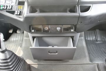 �й����� �ǵ¿�SITRAK C7H�ؿ� 440���� 4X2ǣ����(ȫ����)ͼƬ