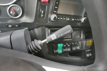 �й����� �ǵ¿�SITRAK C7H�ؿ� 440���� 4X2ǣ����(ȫ����)ͼƬ