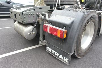 �й����� �ǵ¿�SITRAK C7H�ؿ� 440���� 4X2ǣ����(ȫ����)ͼƬ