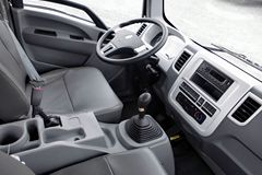 中国重汽HOWO 统帅 154马力 4200轴距载货车底盘(ZZ1127G421CD1) 中国重汽HOWO 统帅 154马力 4200轴距载货车底盘(ZZ1127G421CD1)