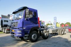 中国重汽 斯太尔M5G重卡 310马力 8X4载货车底盘(ZZ1313N466GD1)