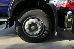 中国重汽 斯太尔M5G重卡 310马力 8X4载货车底盘(ZZ1313N466GD1)