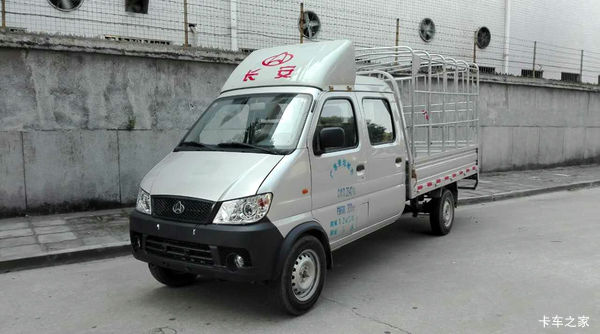 长安跨越 新豹MINI 1.2L 88马力 2.6米双排仓栅微卡(SC5031CCYGAS52)