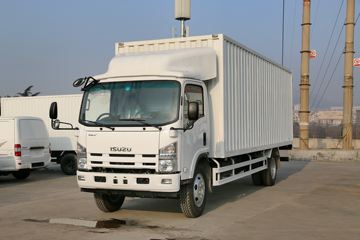 庆铃 五十铃700P系列中卡 189马力 7米厢式载货车(QL11019PARY)