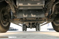 庆铃 五十铃700P系列中卡 189马力 7米厢式载货车(QL11019PARY)