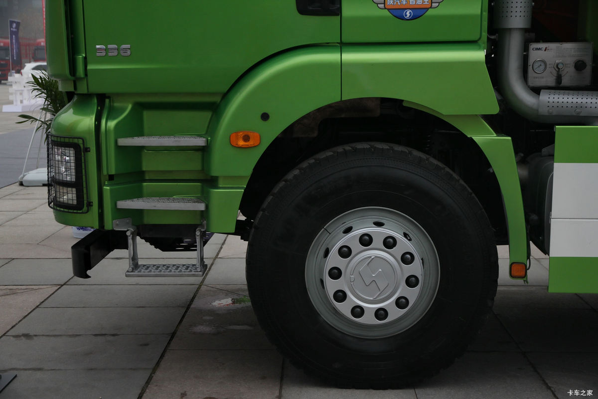 ؿ M3000 336 6X4 /LNG 5.6(SX3256MR384H)                                                