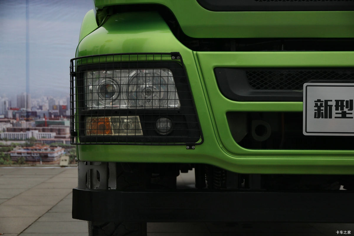 ؿ M3000 336 6X4 /LNG 5.6(SX3256MR384H)                                                