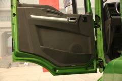 陕汽重卡 德龙新M3000 336马力 6X4 柴油/LNG 5.6米新型渣土车(SX3256MR384H)