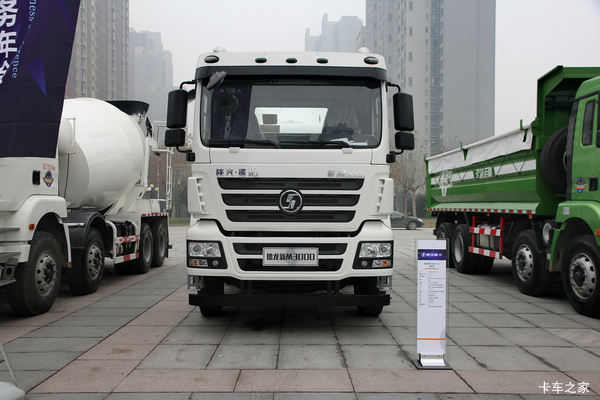陕汽重卡 德龙新M3000 标准版 270马力 6X4 5.93方混凝土搅拌车(SX5250GJBMB324)